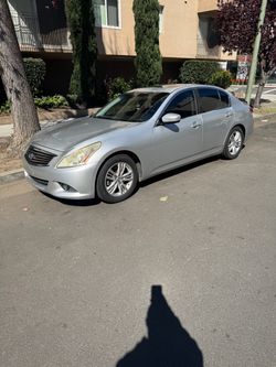 2011 Infiniti G37