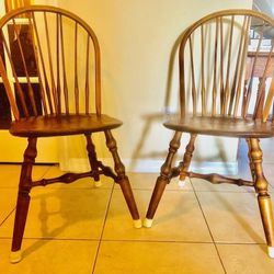 Historical Bow Back Windsor Chairs with Back Braces DEFINITELY priced to sell fast‼️
