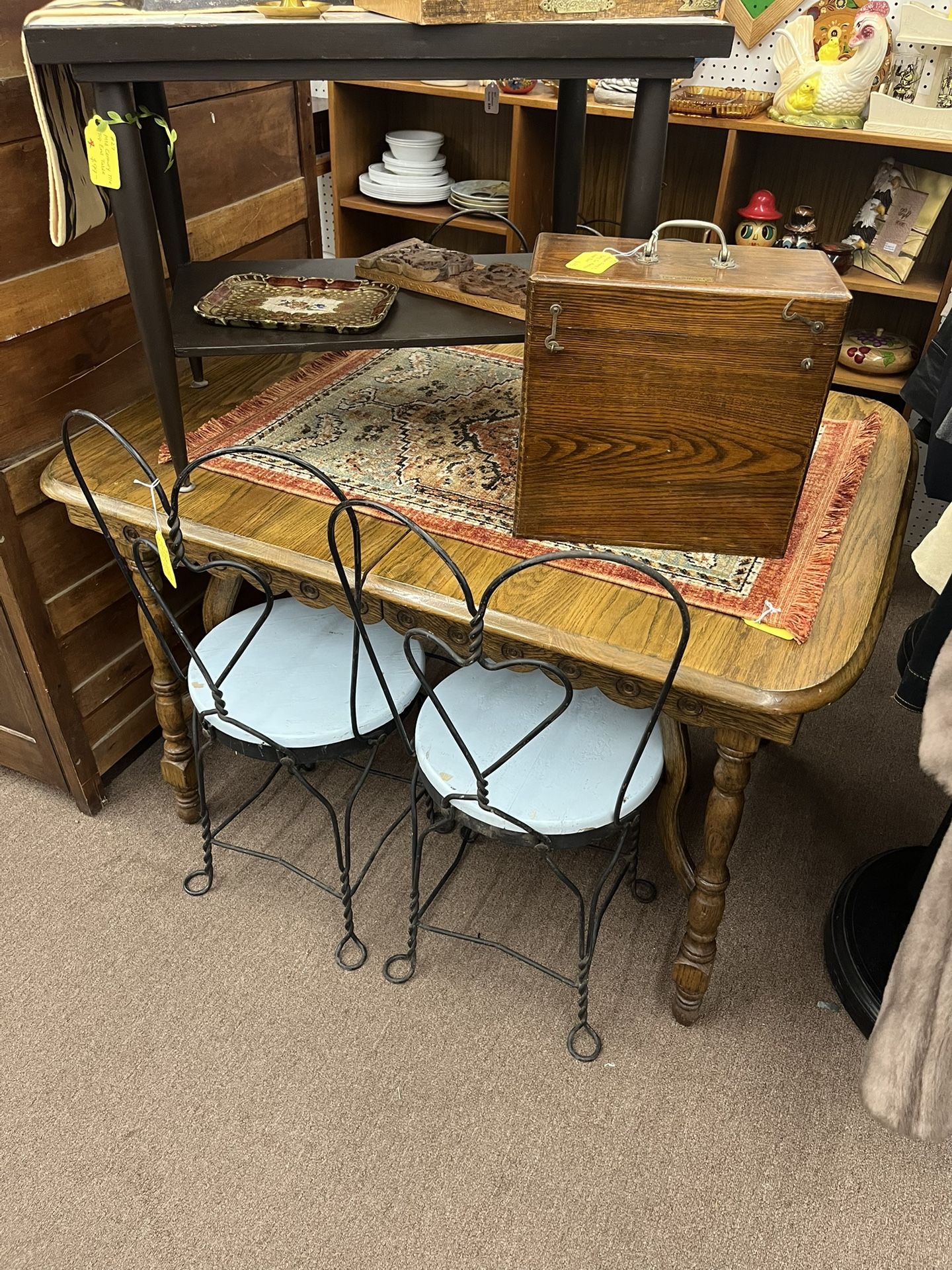 Vintage Kitchen Table & 4 Ice Cream Parlor Chairs