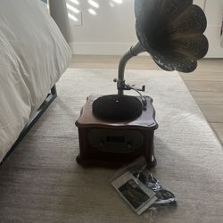 LuguLake Vinyl Turn Table 