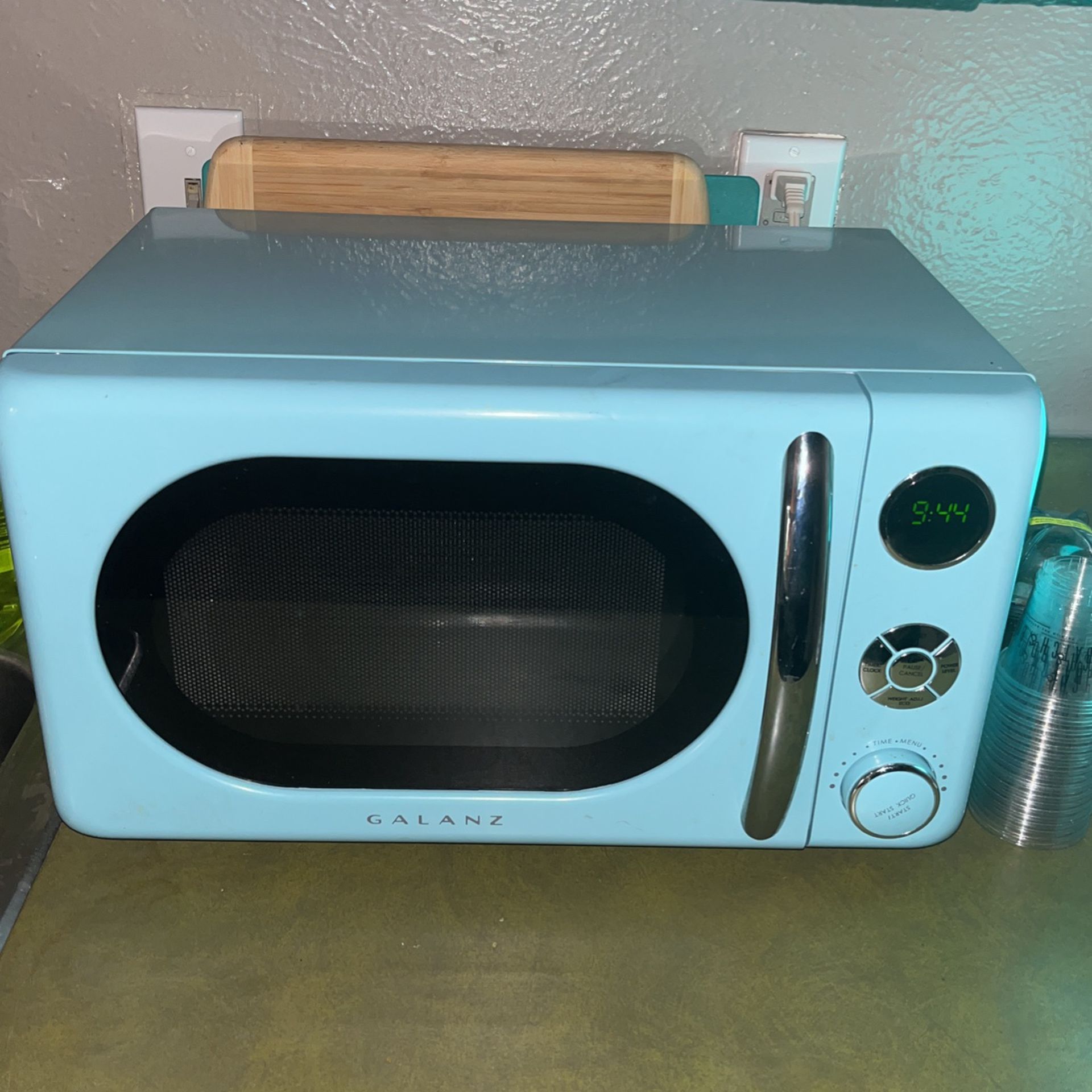 Vintage  Microwave 