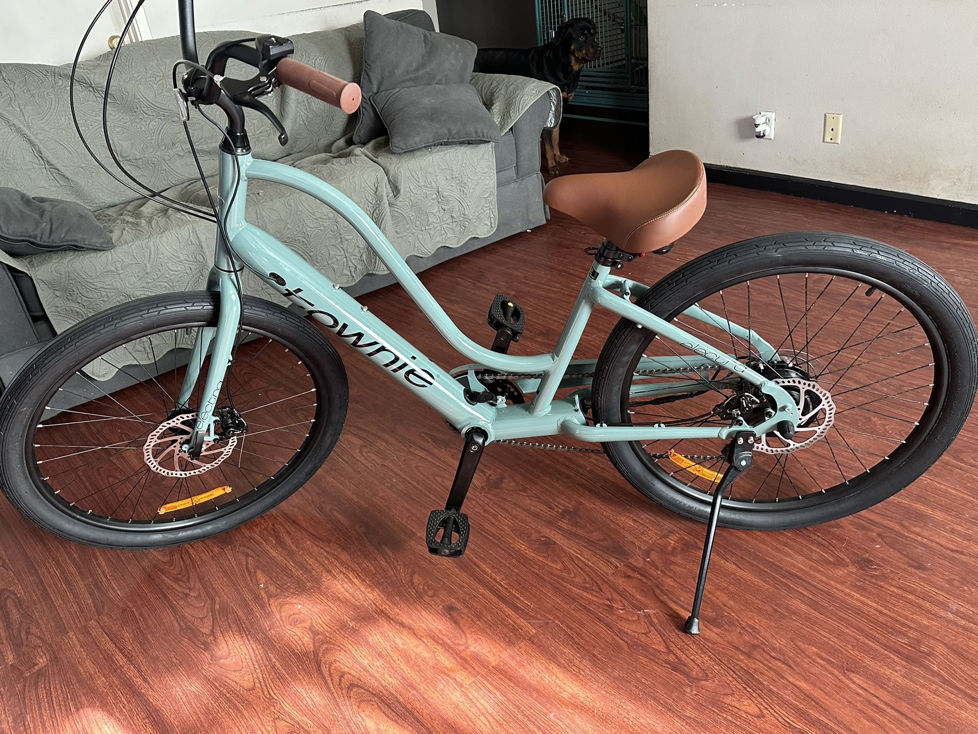 New Townie Go! 7D Step-Thru Electric Bike price is firm