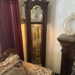 Grandfather Clock 