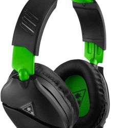 Turtle Beach Recon 70X Gaming Headset for Xbox Series X|S, Xbox One, PS5, PS4, Nintendo Switch & PC with 3.5mm - Flip-to-Mute Mic, 40mm Speakers - Bla