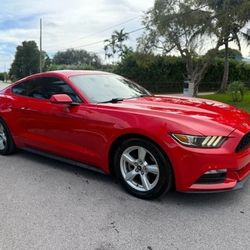 2017 Ford Mustang V6 