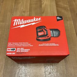 Milwaukee M18 18V Lithium-lon Cordless 5 in. Random Orbit Sander (Tool-Only)