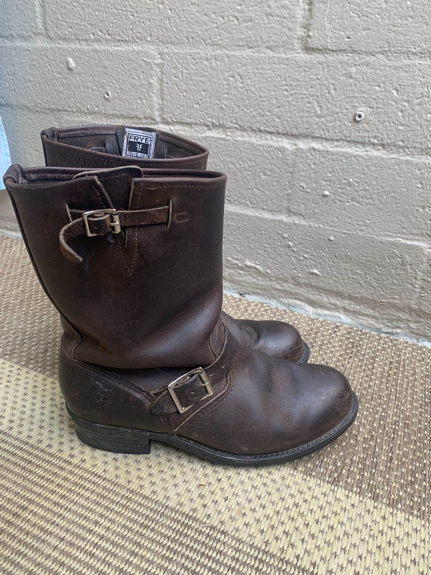 Women’s Frye Engineer Boots Size 11