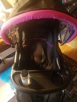 baby used trend buggy has been sanatized will b again wen pkd up yes its available