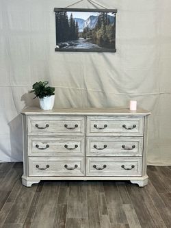 Farmhouse Rustic Dresser: Free Delivery