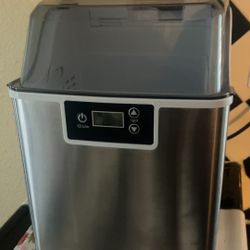Ice Maker