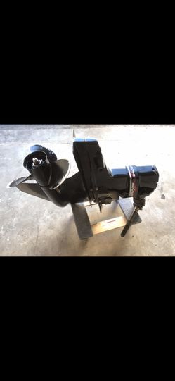 Mercruiser V8 5.0L & 5.7L Outdrive 