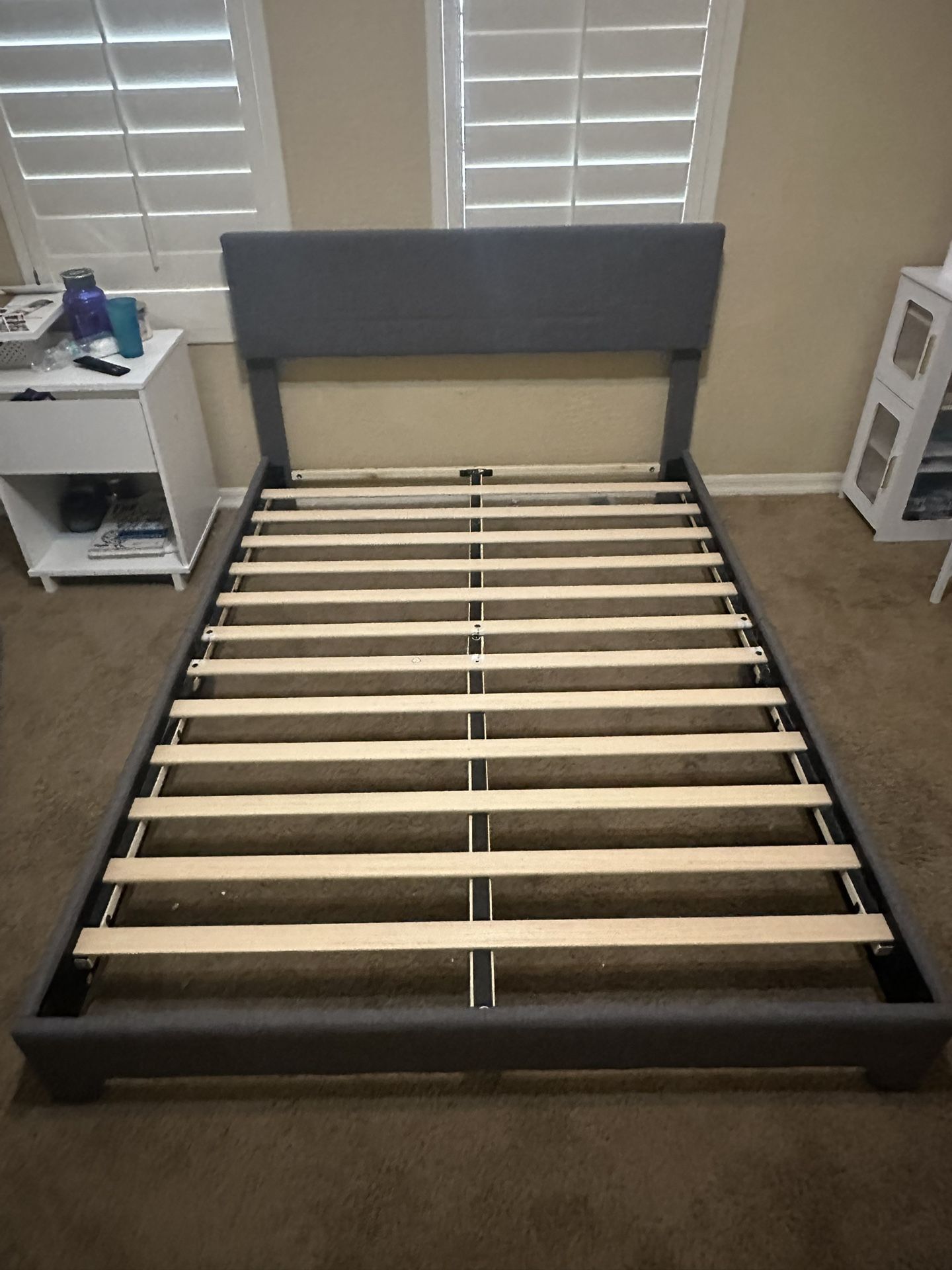 Full Size Bed Frame Platform Light Grey