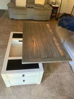 Coffee Table with drawers and movable top