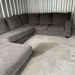 3 Piece sectional Couch 