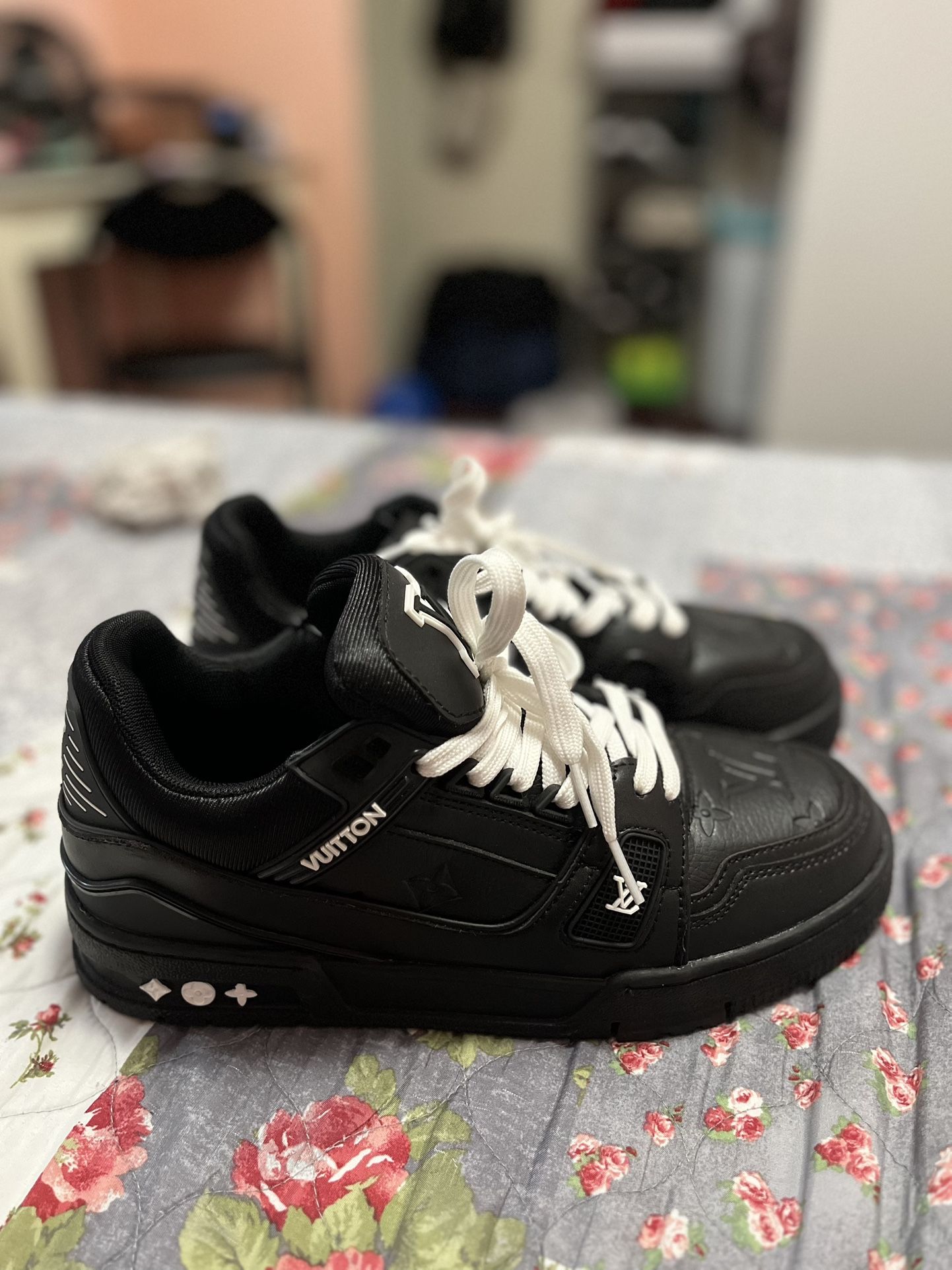 Lv Trainers Brand New