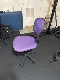 Desk chair