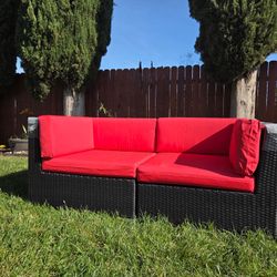 3 piece set - Outdoor sofa & matching table - Black wicker with red cushions - New in Box