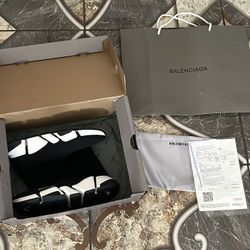 Balenciaga Speed 2.0