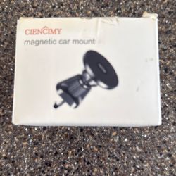 MAGNetic Car Phone Mount