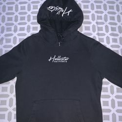 Hollister Must-Have Collection Hoodie 