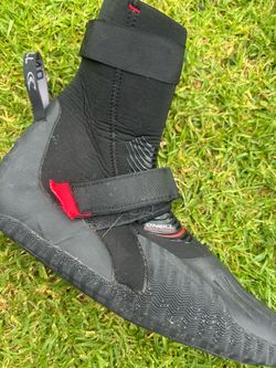 O’Neil surf booties