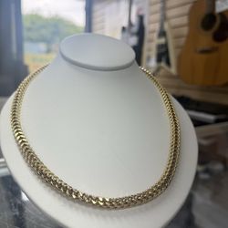 Box gold chain