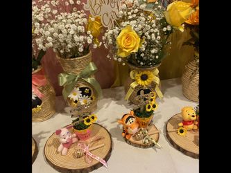 Pooh bear decor  for baby shower