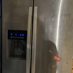 Whirlpool Refrigerator 