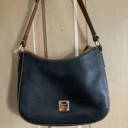 Dooney&Bourke, Pebble Grain Small Kiley Hobo