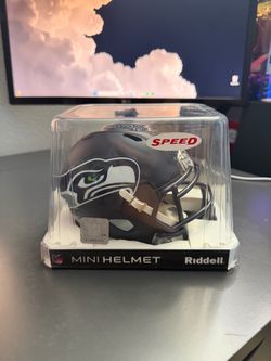 Riddell Mini Helmets (Seahawks, Patriots)