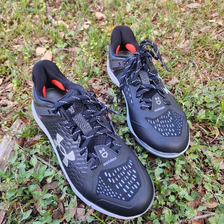 Under Armour Yard Low MT Men's Baseball/Softball Cleats