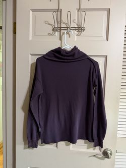 Women’s Eddie Bauer Waffle Knit Long Sleeve Top With Scoop Neck Size XS Purple