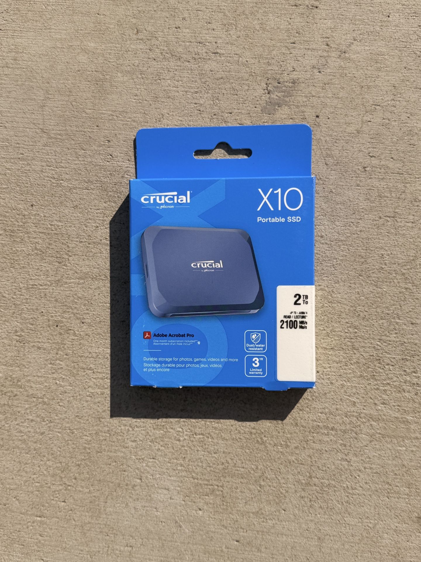 Crucial X10 2TB Portable SSD, Up to 2,100MB/s, USB 3.2 USB-C, External Solid State Drive