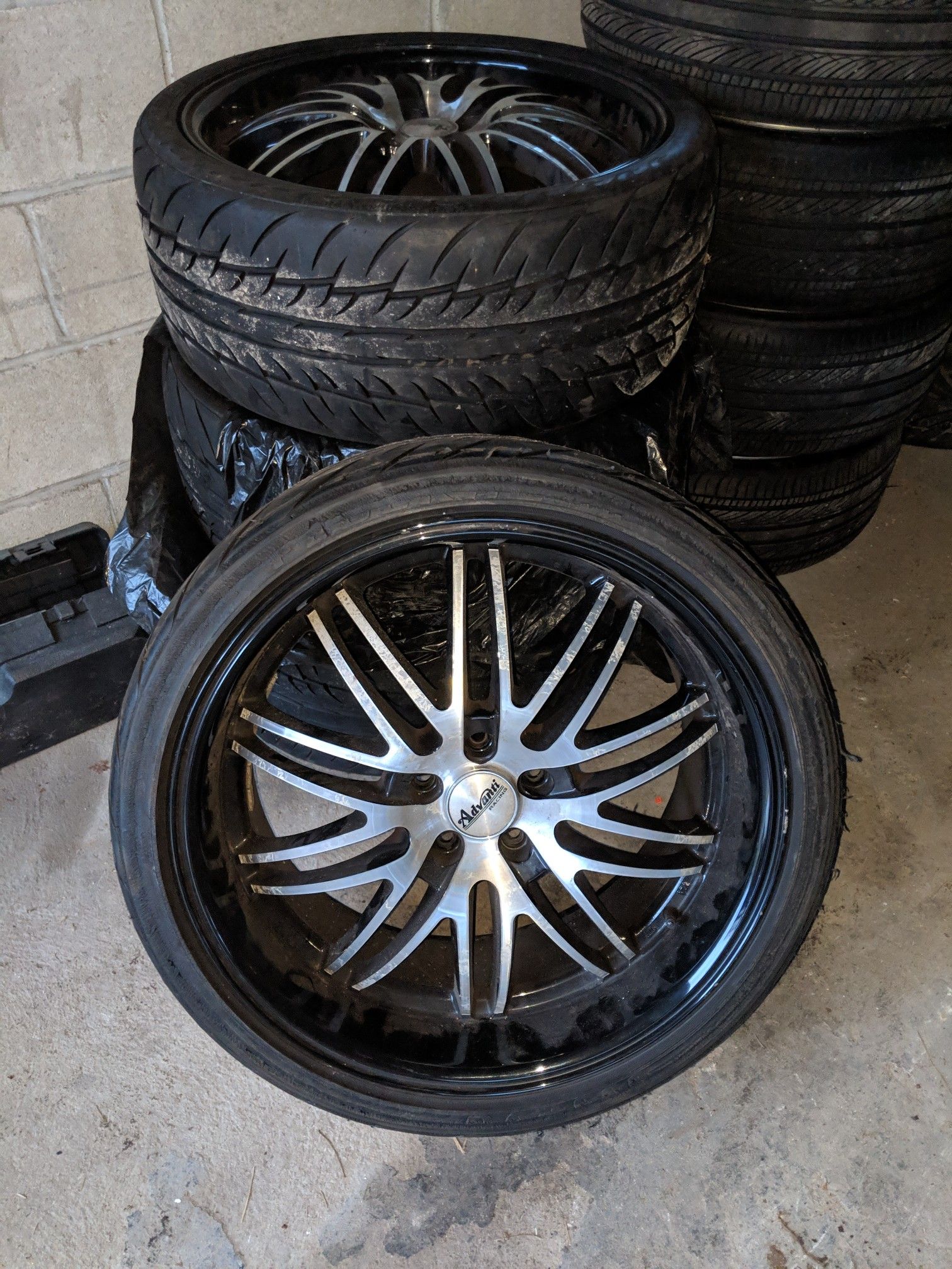 18inch chrome rims and 20inch rims