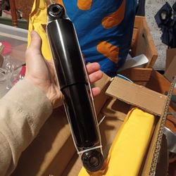 dodge grand caravan 2011 rear struts