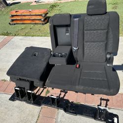 Dodge Durango Second Row Seats With Bracket Parts