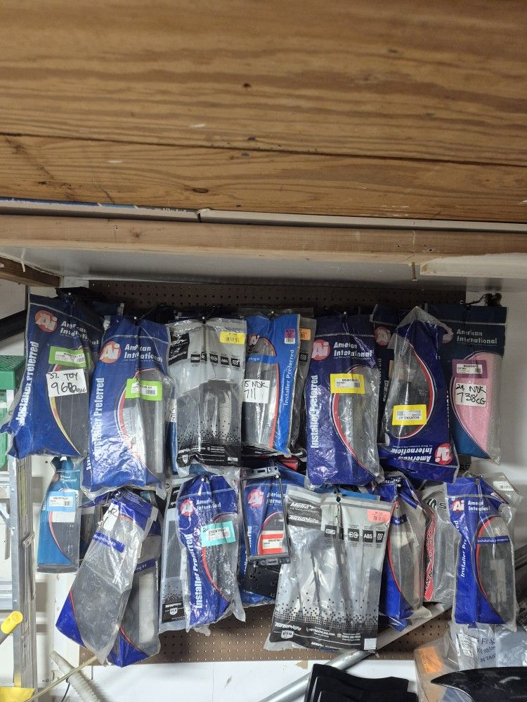 Got Lots Of Radio Dash Kits For All Type Of Cars