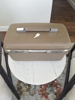 Samsonite Saturn Vintage Train Case
