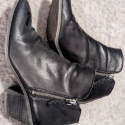 Frye ankle Boots