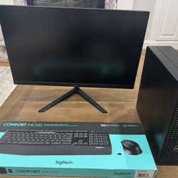 Dell Desktop Optiplex 7090 w/ 24” Viewsonic monitor