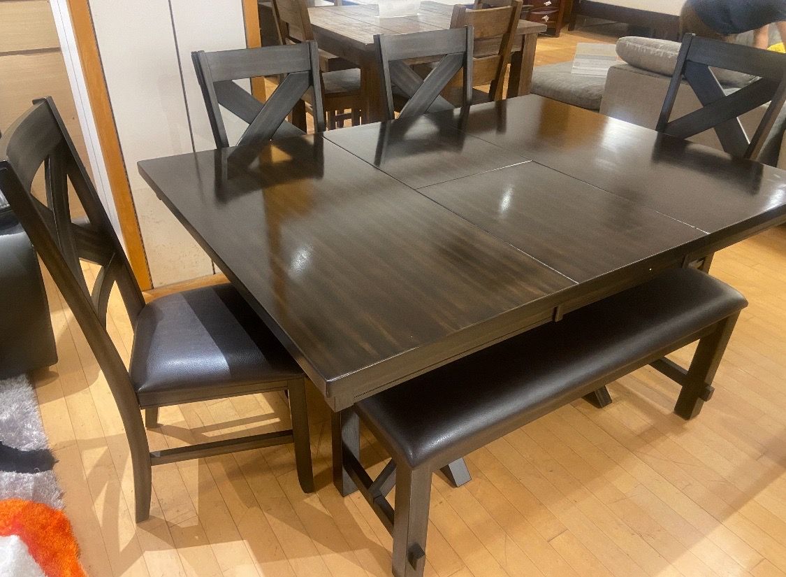 Limited time sale. Kelly Brown six piece dining set only $599. Easy no credit check financing and same-day delivery.