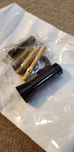 Mini short antenna screw on type carbon fiber look. brand new!