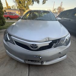 2014 toyota camry se 