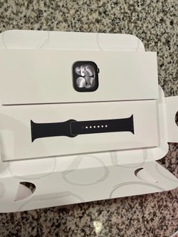 Brand New Sealed Apple Watch 11 gps + cellular 42mm jet black with M/L Black sport Band
