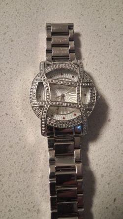 JBW Olympia https://offerup.com/redirect/?o=bGRzLndhdGNo