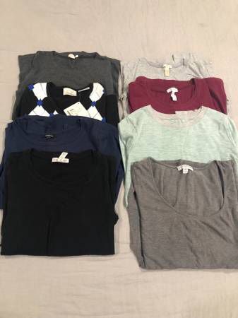 WOMENS CLOTHES 22PCS ALL FOR $35.00