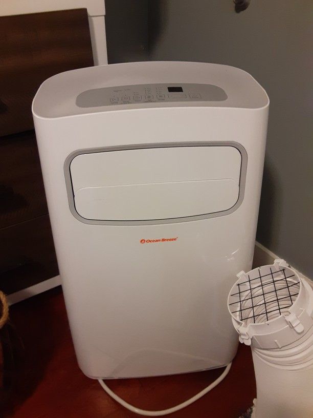 14000 Btu Stamd Up Ac Unit W