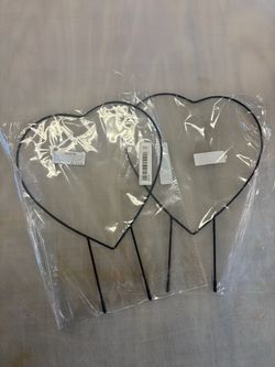 Heart shape plant stakes