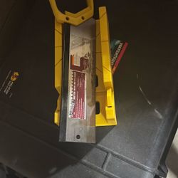 Miter Box w/ Saw