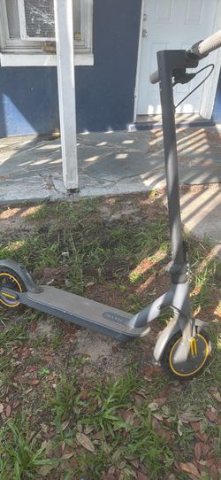 Navic Scooter